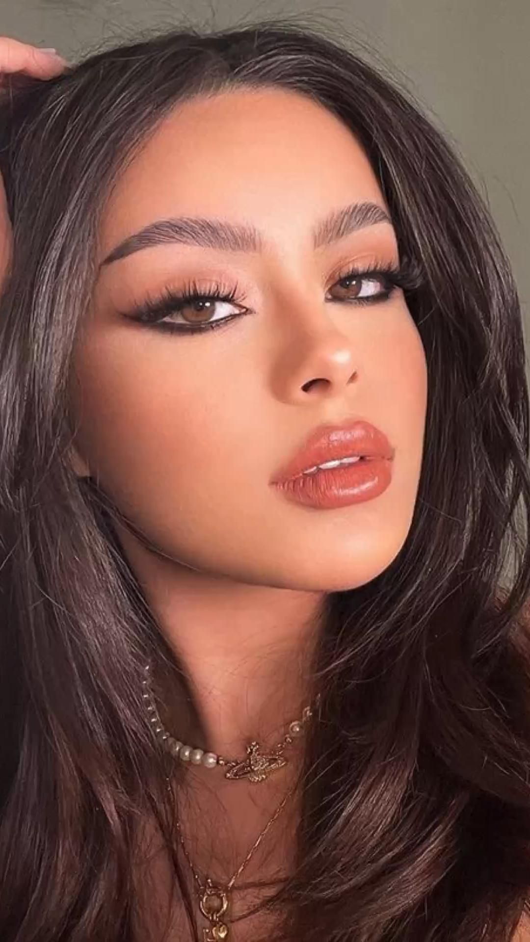 Maquillage peau ébène